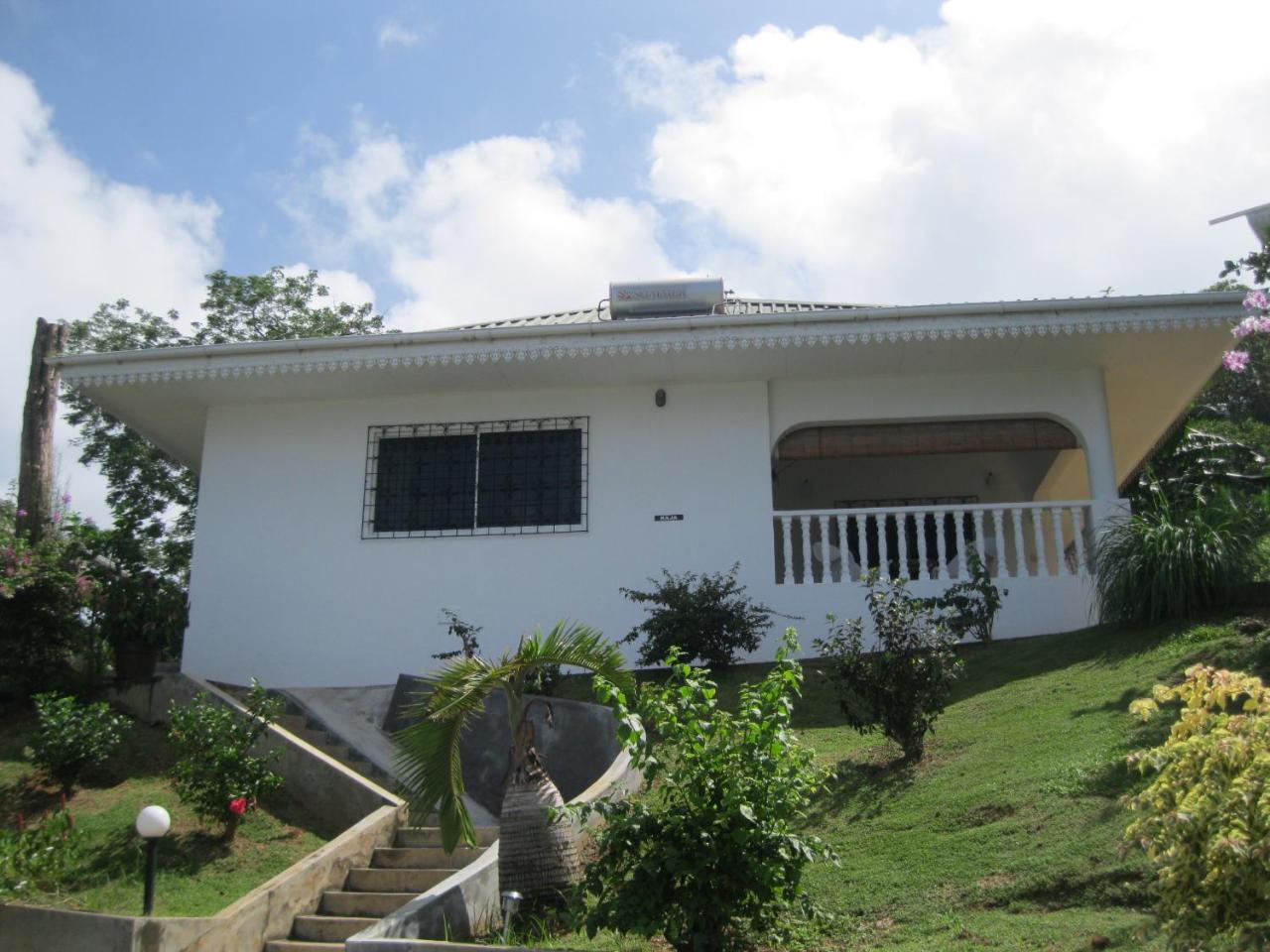 Дом отдыха Chepsted Chalets